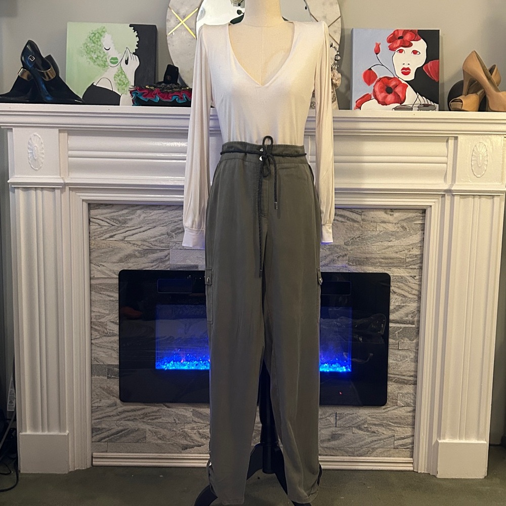 Blue Blush cream med long sleeve bodysuit
Laura olive green cargo pants